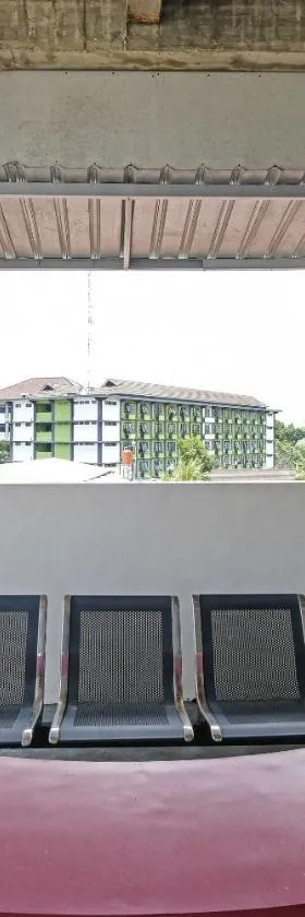 SUPER OYO 90905 Dangau Datuk Guesthouse，位于Ngabean的酒店