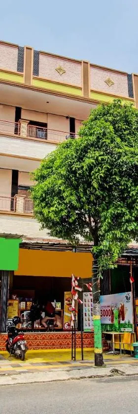 SPOT ON 92181 Kristin Homestay，位于Pati的酒店