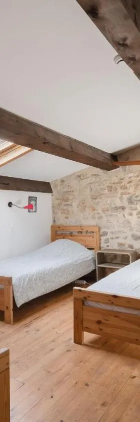 Gîte de La Tour，位于圣吉扬莱代塞尔的酒店