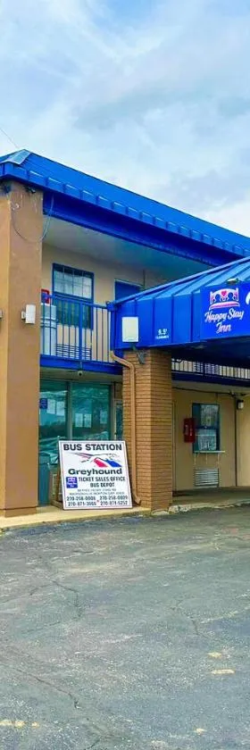 Happy Stay Inn Madisonville I-69 By OYO，位于麦迪逊维尔的酒店