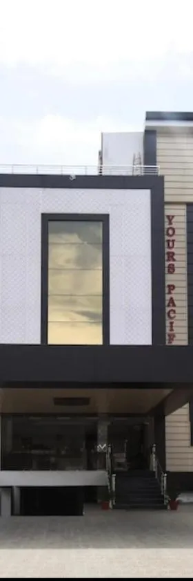 Hotel yours pacific，位于德拉敦的酒店