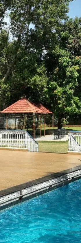 Geeta Bhawan Villa，位于Karjat的酒店