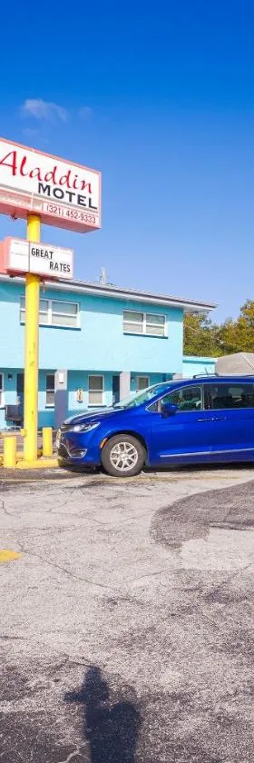 Aladdin Motel By OYO Merritt Island，位于Merritt Island的酒店