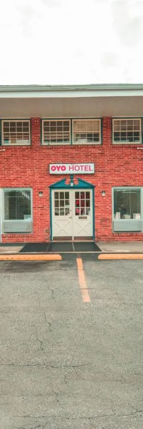 OYO Hotel Durham West Hills，位于达拉姆的酒店