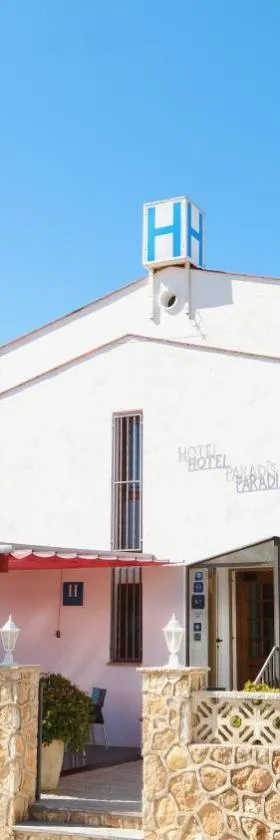 天堂酒店，位于托里代巴拉的酒店