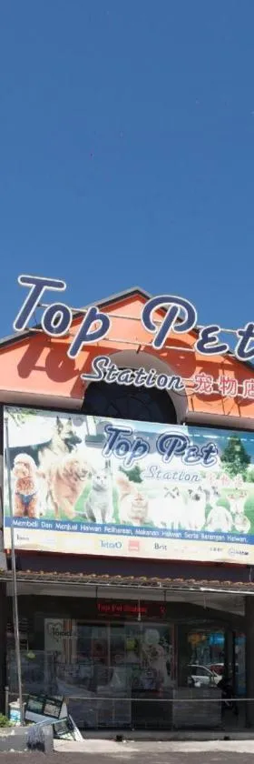 OYO 43915 T P Hotel，位于实兆远的酒店