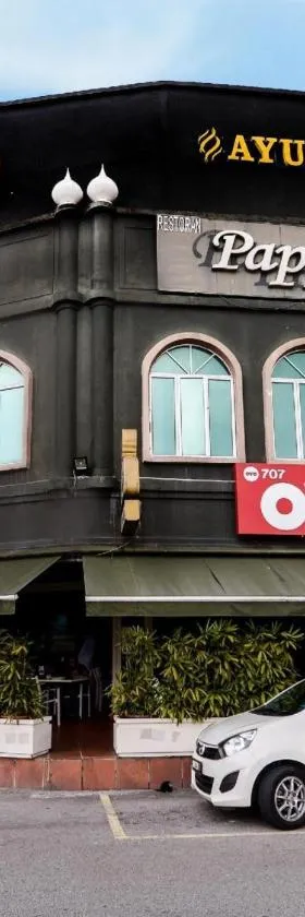 Super OYO 707 Ayuni Hotel，位于班吉的酒店
