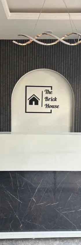 The Brick House，位于格德拉的酒店