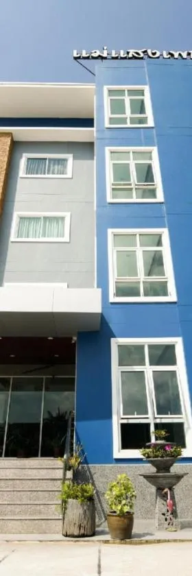 OYO 350 Mae Saeng Place，位于是拉差的酒店