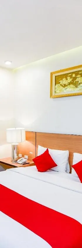 OYO 489 Casa Mia Hotel Suites，位于桑托斯将军城的酒店