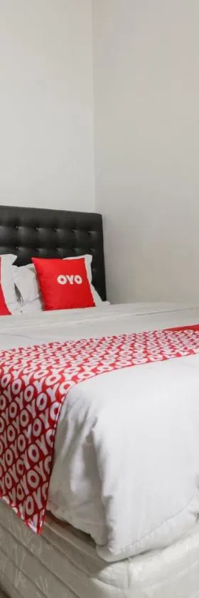 Super OYO 3838 Tamansari Guest House，位于梭罗的酒店