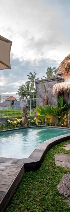 The Macaw Ubud Green Uma Villa，位于博拉巴图的酒店