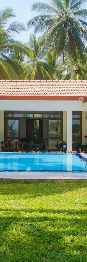 Ranna Beach House，位于Ranna的酒店