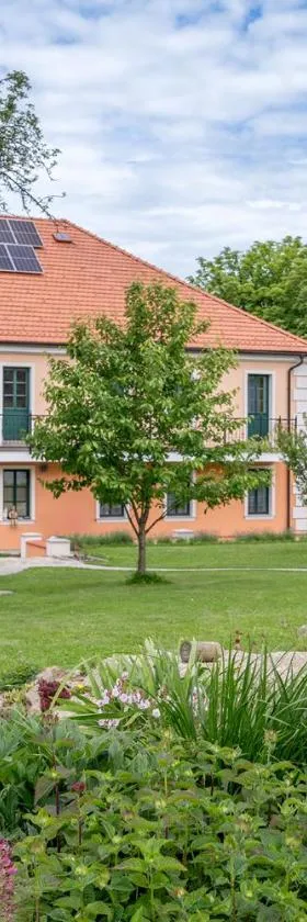 Penzion Pod Krásnou horou，位于Benešov nad Černou的酒店