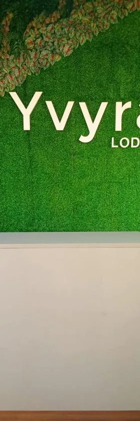 Yvyra Lodge，位于圣伊格纳西奥的酒店