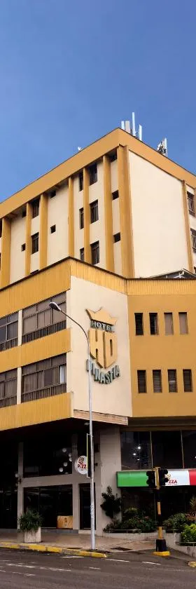 Hotel Dinastía，位于圣克里斯托瓦尔的酒店