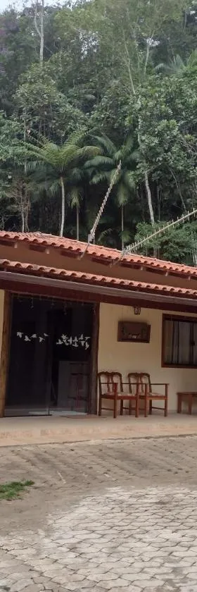 Pousada Sítio Cachoeirinha，位于弗洛里亚努元帅镇的酒店
