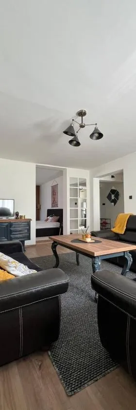 Apartman Eterna，位于比耶利纳的酒店