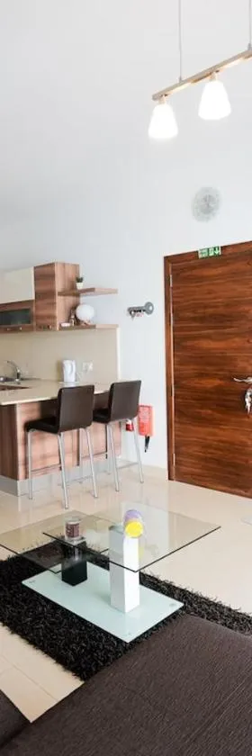 Seaview flat in Mellieha's heart，位于伊斯瑟勒姆的酒店