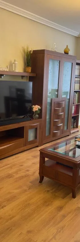 Casa Pilar Casa Llara, En el paraíso, cerca de todo，位于Ujo的酒店