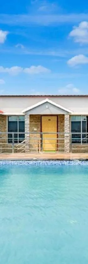 Sea Wander Beach Resort，位于曼达莫尼的酒店