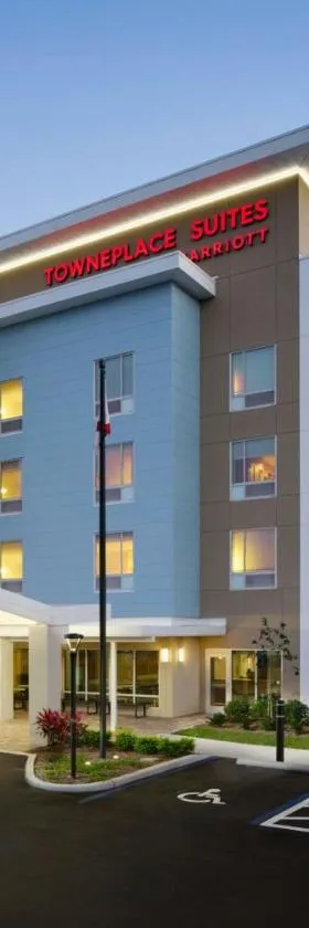 TownePlace Suites by Marriott Fort Myers Southeast，位于迈尔斯堡的酒店