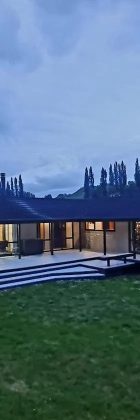 Lifestyle block Entire House，位于泰哈皮的酒店