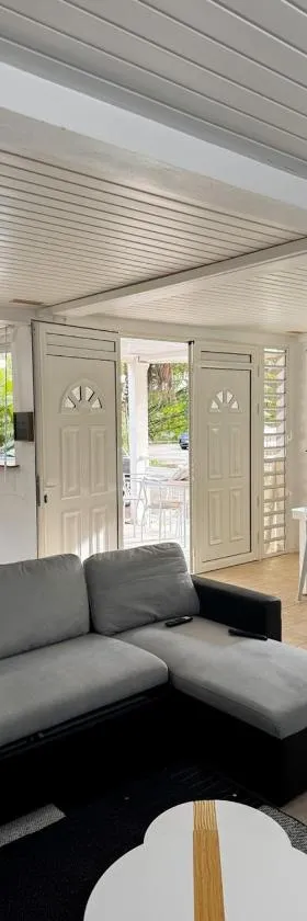 Appartement lilas，位于勒拉芒坦的酒店