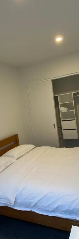 CozyNest，位于奥克兰的酒店