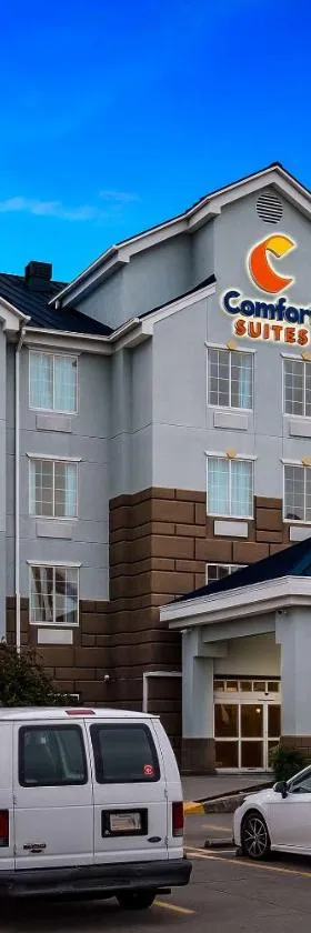 Comfort Suites New Orleans East，位于新奥尔良的酒店