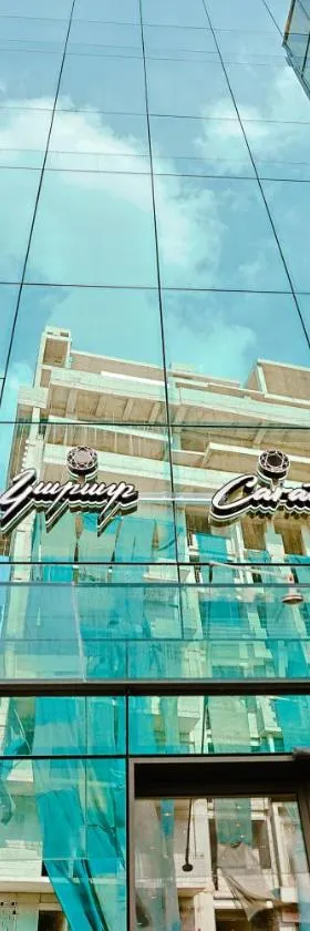 Carat Hotel Yerevan，位于埃里温的酒店
