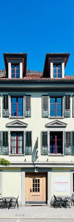 Hotel Rebstock Meiringen，位于迈林根的酒店