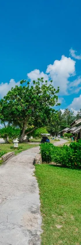 玛扬萨瑞海滩假日酒店，位于拉古洼的酒店