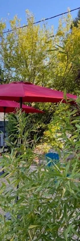 Gite du Silo Épi de Blé Piscine & Spa，位于Toucy的酒店