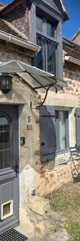 La Ptite maison du Canal，位于Drevant的酒店