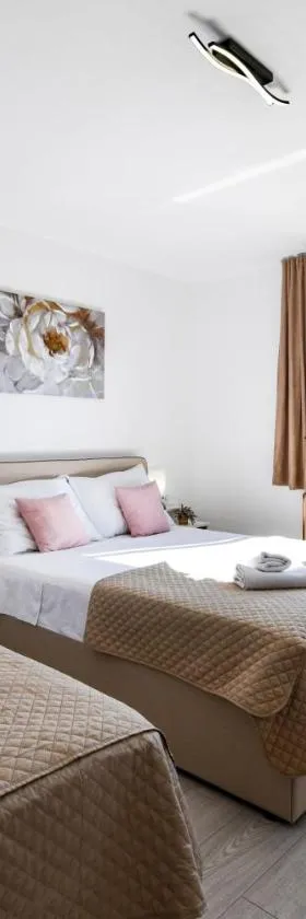 Apartment Mlađen，位于拉斯托瓦卡的酒店