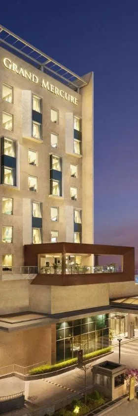 Grand Mercure Ahmedabad GIFT City - An Accor Hotels Brand，位于甘地讷格尔的酒店