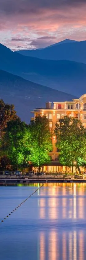 Landmark Creek Hotel and Wellness Plovdiv，位于普罗夫迪夫的酒店