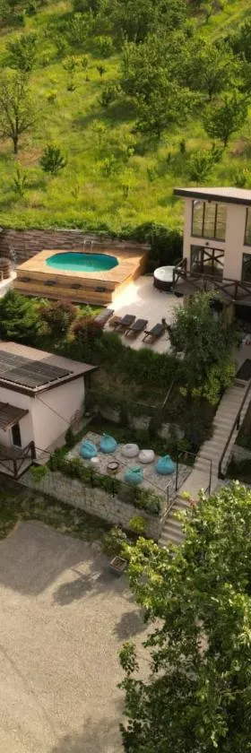 Bora kuće na reci，位于贝尔格莱德的酒店