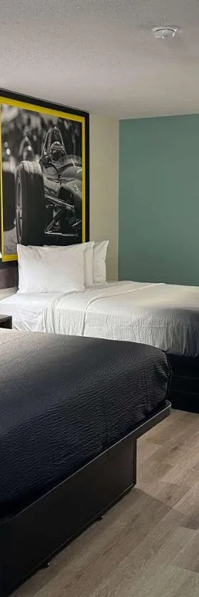 Super 8 by Wyndham Kannapolis，位于坎纳波利斯的酒店