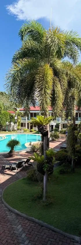 Dottie's Place Hotel & Restaurant，位于武端市的酒店