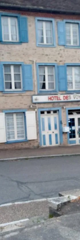 Les voyageurs，位于Magnac-Bourg的酒店