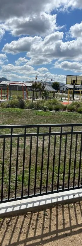 Spanking new park view retreat，位于坎布里奇的酒店