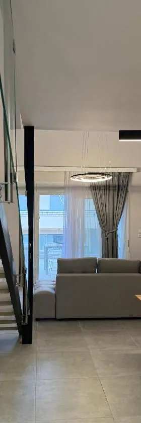 RoomElioti Apartments，位于奥弗里安的酒店