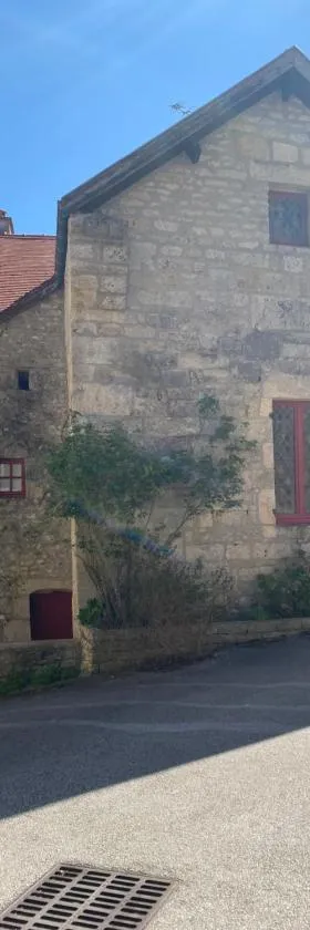Maison authentique，位于奥泽兰河畔弗拉维尼的酒店