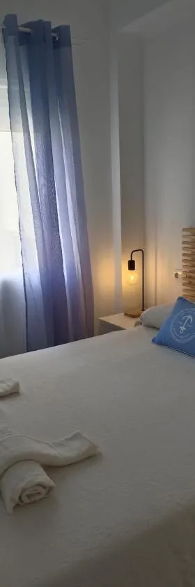 Coqueto apartamento vista mar，位于甘迪亚海滩的酒店