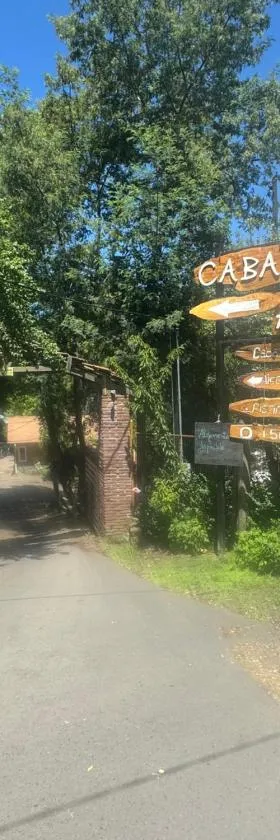 Cabañas Arcos del salto del laja，位于El Manzano的酒店