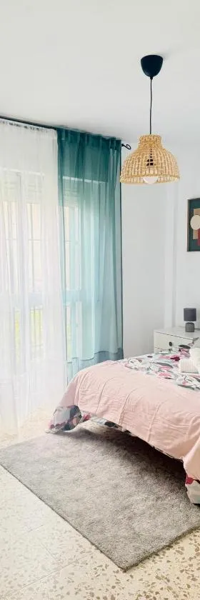 House in the heart of Dos Hermanas，位于两姐妹的酒店