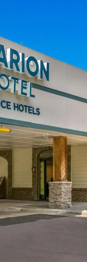 Clarion Hotel Conference Center，位于马吉谷的酒店