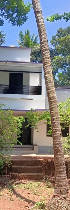 Licence To Chill Homestay Villa，位于Pūvār的酒店